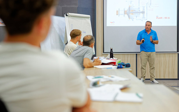 Theoretical training session presenting industrial equipment 