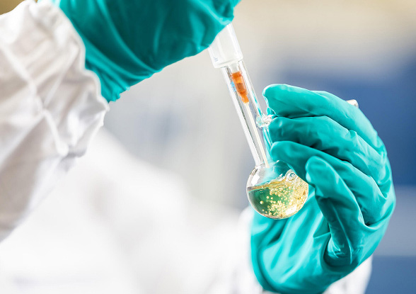 Laboratory analysis of a sample for the development of alternative fuels