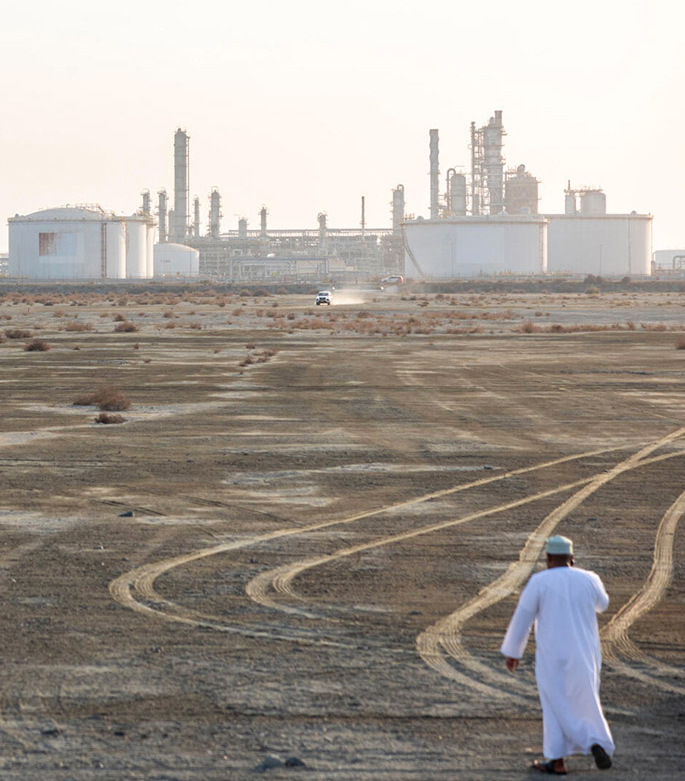 Industrial site illustrating the challenges surrounding carbon capture
